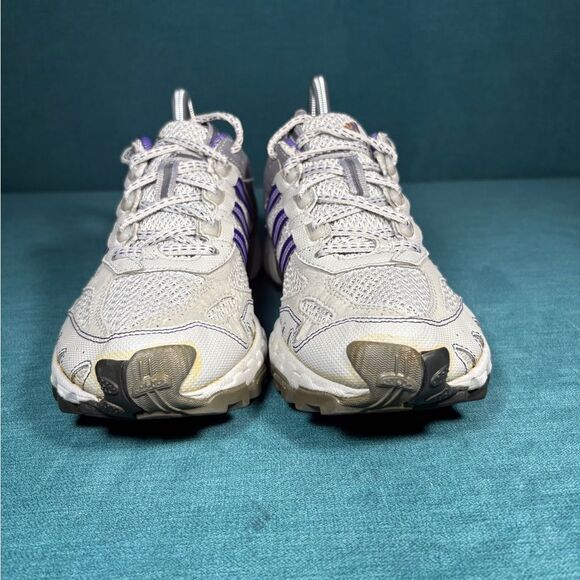 Size 8 - Women’s Adidas Kanadia TR trail shoes - Picture 4 of 9